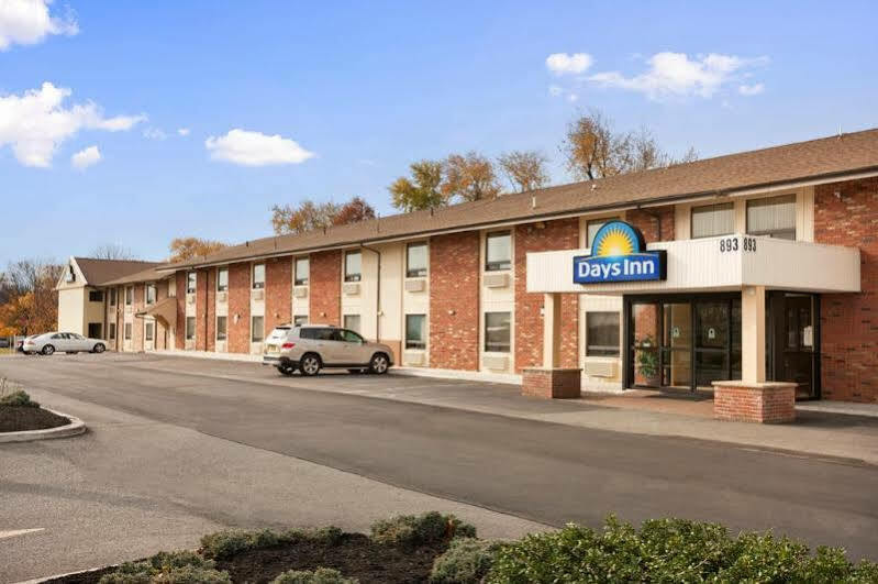 Econo Lodge Woodbridge Iselin Exterior foto